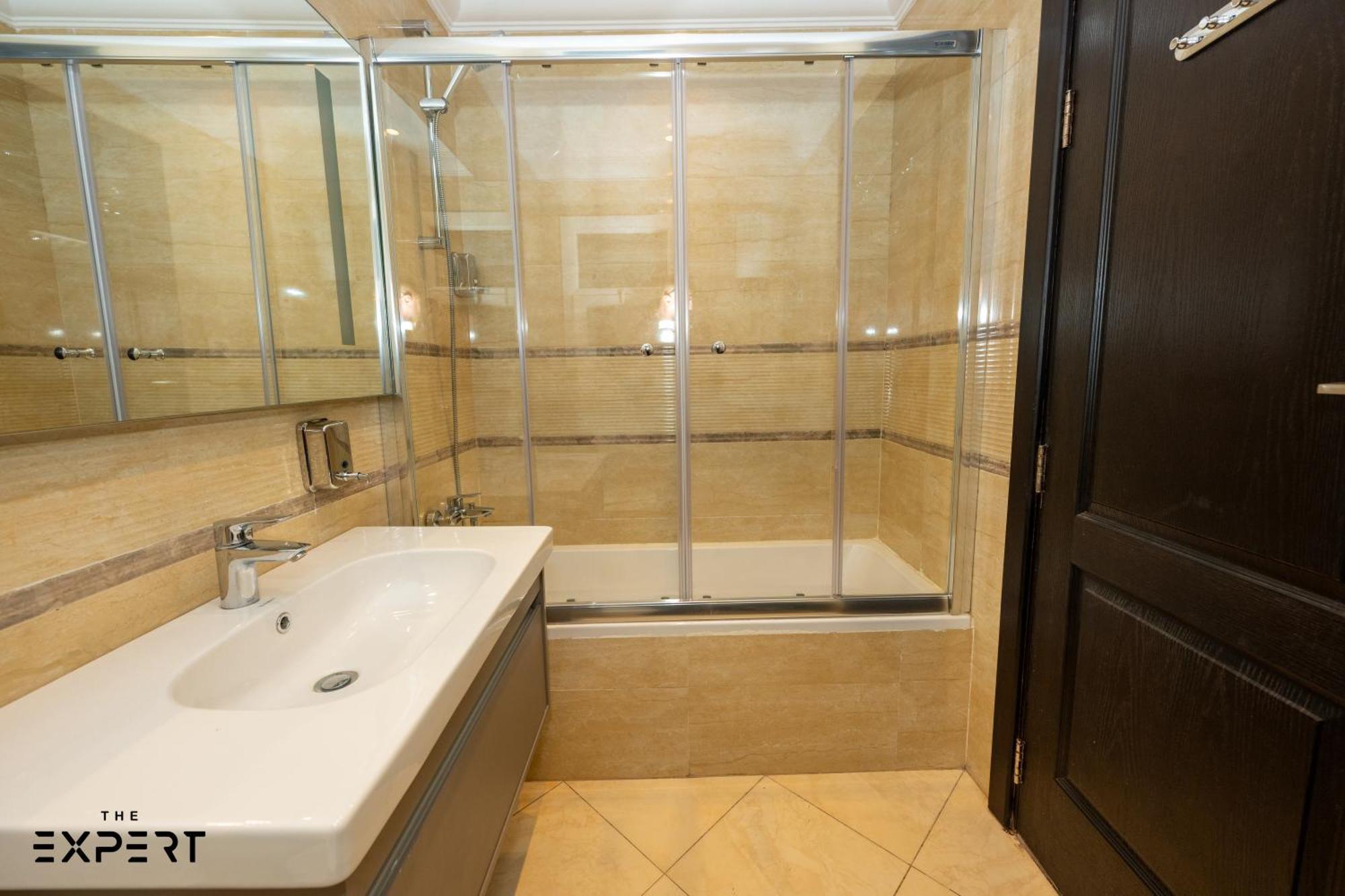 Luxury 2br Near The Airport * Cairo